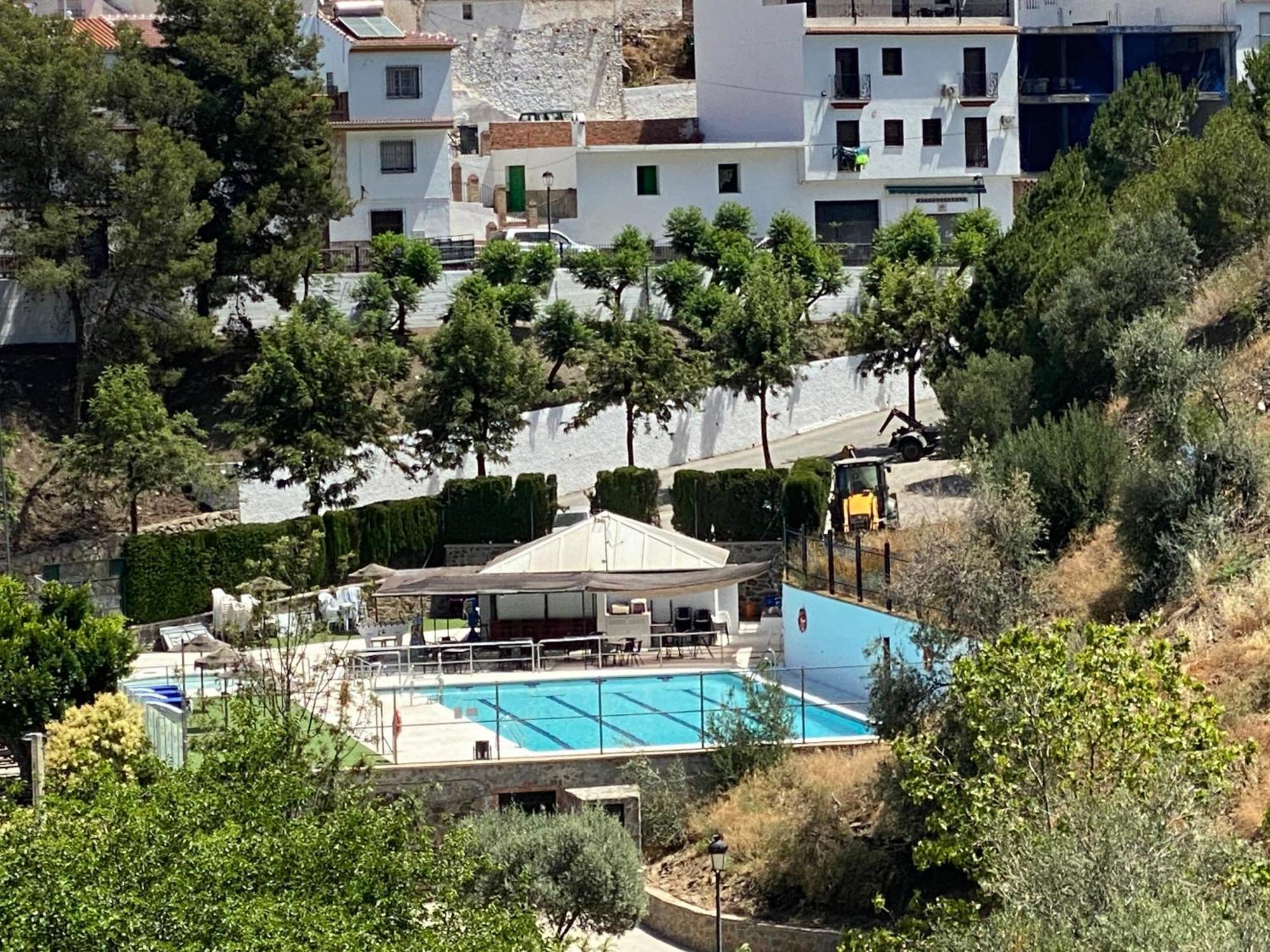 Casa Miguel - 3 Beautiful Apartments Availabe Sayalonga 외부 사진