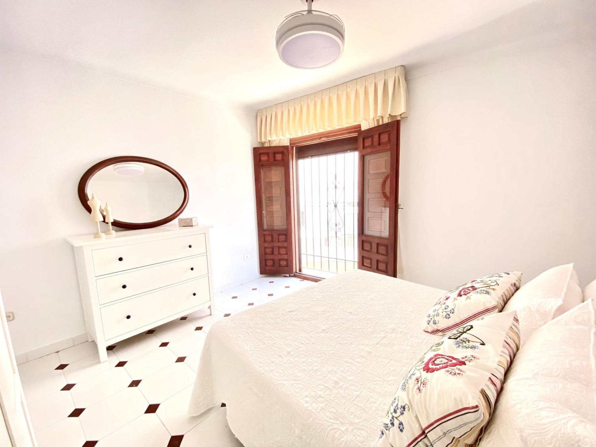 Casa Miguel - 3 Beautiful Apartments Availabe Sayalonga 객실 사진