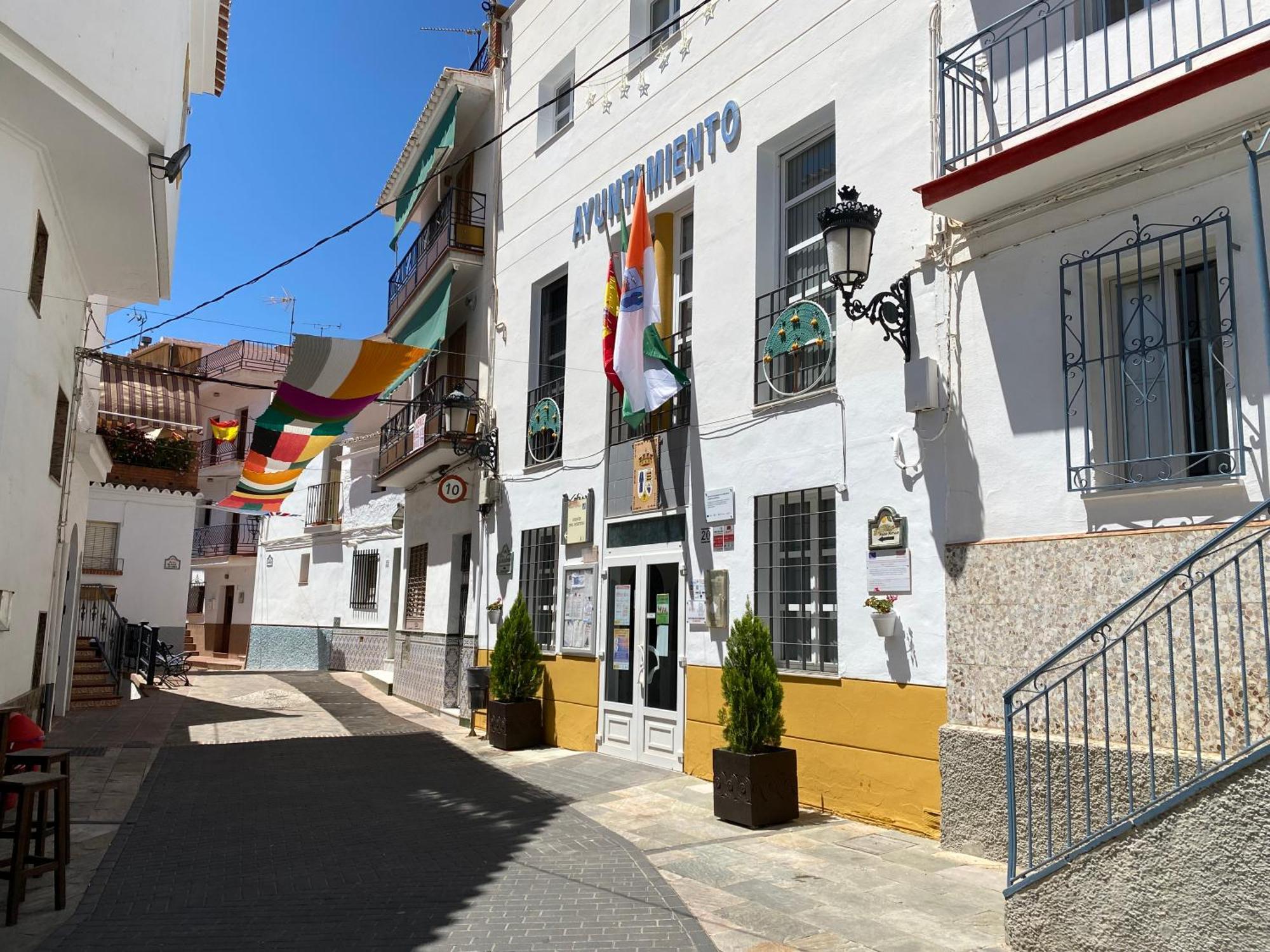 Casa Miguel - 3 Beautiful Apartments Availabe Sayalonga 외부 사진