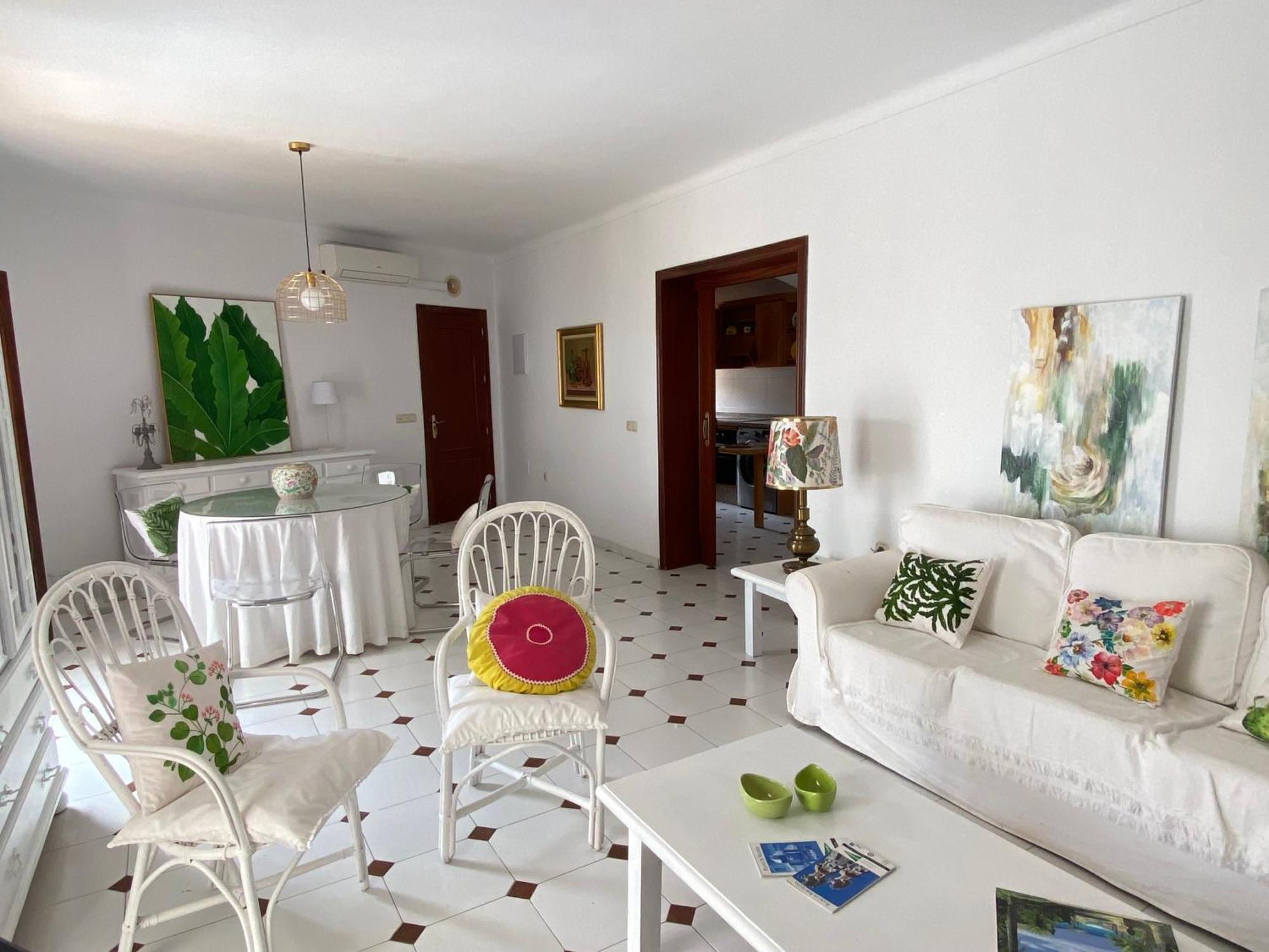 Casa Miguel - 3 Beautiful Apartments Availabe Sayalonga 외부 사진